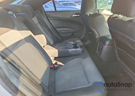 2018 Dodge Charger R/T 392 z USA, uszkodzony, nr VIN 2C3CDXGJ4JH179637